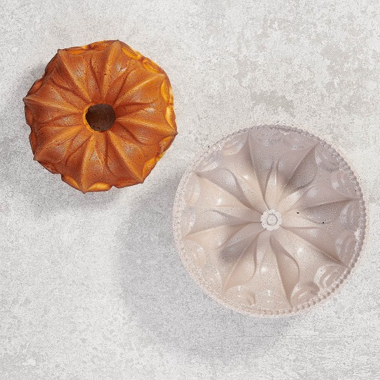 Korkmaz Granita Döküm Taç Kek Kalıbı - PeşinatsızKorkmaz Granita Döküm Taç Kek Kalıbı