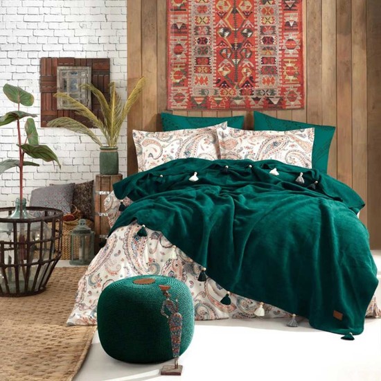 İyi Geceler İstanbul Boho Chic Çift Kişilik Püsküllü Battaniyeli Nevresim Seti - Zümrüt Yeşil - Kefilsizİyi Geceler İstanbul Boho Chic