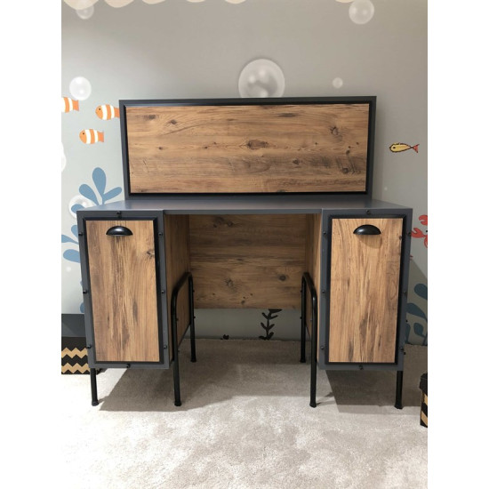 Kanton Çalışma Masası - Kredi KartsızKanton Çalışma Masası